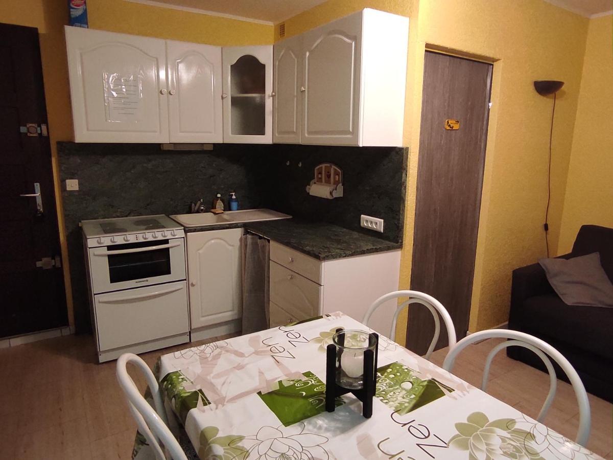 Appartement dans résidence calme et sécurisée Le Barcarès Esterno foto